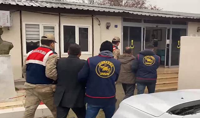 Cinayet suçundan aranan zanlılar Bozova’da yakalandı