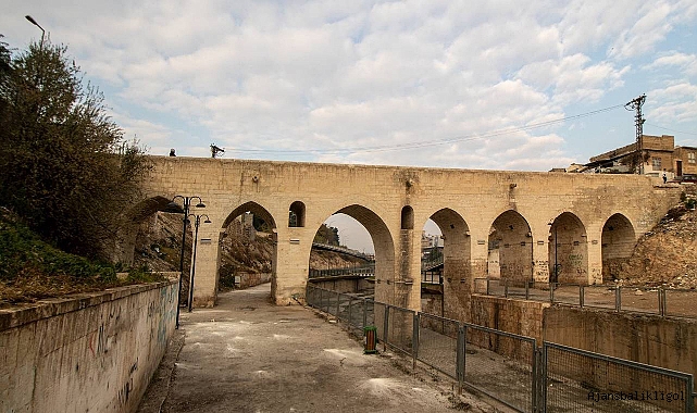 Şanlıurfa'nın Millet Köprüsü ziyaretçilerini bekliyor