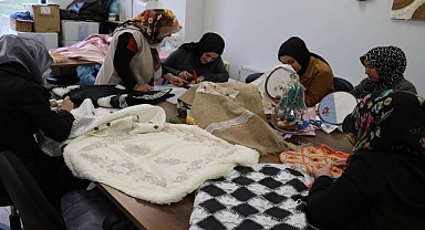 Şanlıurfalı kadınlar, üreten kadınlar merkezinde meslek sahibi oluyor