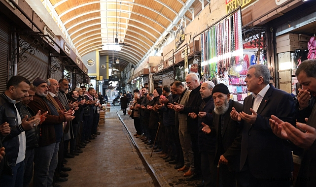 Başkan Beyazgül, esnaf duasına katıldı