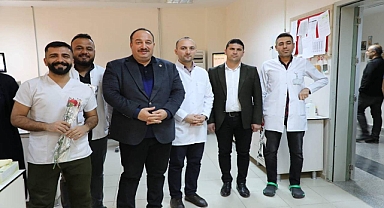 Başkan Ekinci sağlık çalışanlarını ziyaret etti