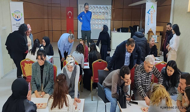 Hilvanlı öğretmen ve öğrencilere akıl zekâ oyunları eğitimi verildi