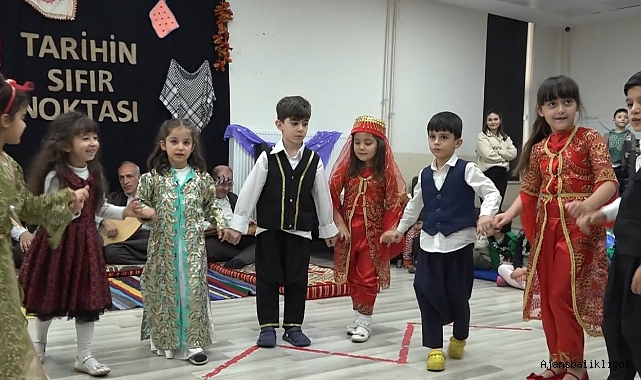Minik öğrencilere özel sıra gecesi