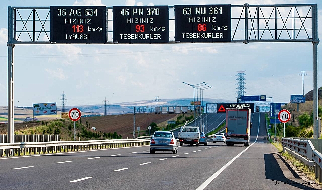 Akıllı yollar geliyor! Kaza riski en aza inecek