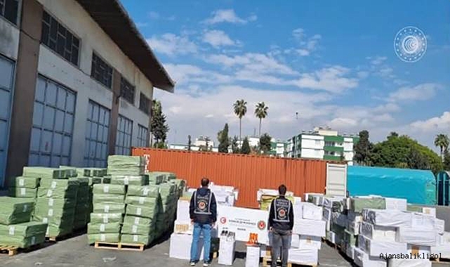 Aracın gizli bölmelerinde yakalandı! Piyasa değeri 50 milyon lira 
