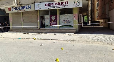DEM Parti Birecik ilçe binasına silahlı saldırı