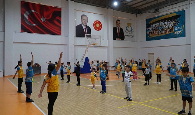 Gençler, Haliliye'de spor alışkanlığı kazanıyor