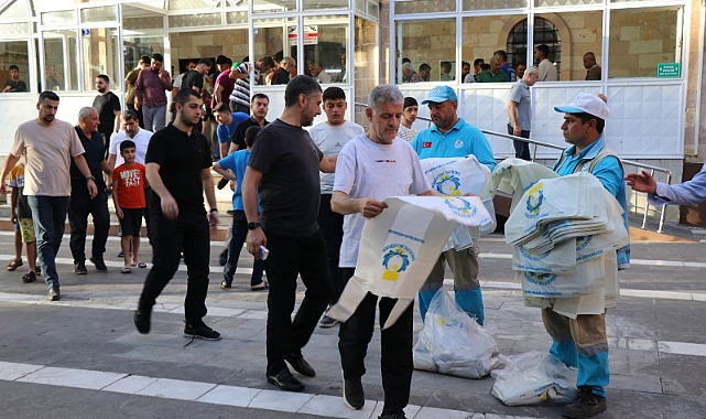 Haliliye Belediyesi Bayramın İlk Günü Tüm Ekipleriyle Sahada