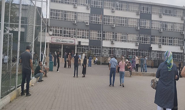 Şanlıurfa'da Binlerce Öğrenci TYT İçin Sınav Heyecanı Yaşıyor!