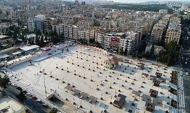 Rabia Meydanı, Topçu Meydanı Olsun Diye Teklif Verdiler
