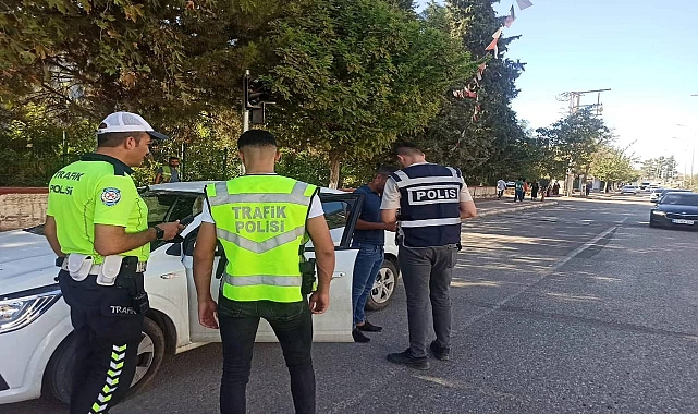 Urfa’da Sürücülere Ceza Yağdı! 8 Araç Trafikten Men Edildi