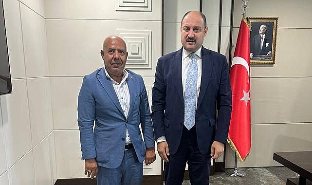 Urfa YRP'de Yaprak Dökümü Devam Ediyor! Encümen İstifa Etti
