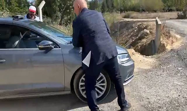 Urfalı Vekil Tanal’ın Üzerine Araç Sürüldü! 