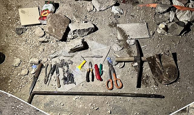 Kablo Hırsızları Suçüstü Yakalandı