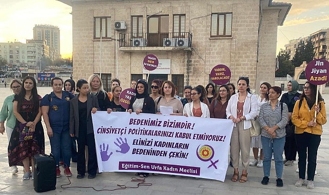 Kadınlardan Etkili Öğretmenlik İçin Dış Görünüm ve Giyim Kodları Tepkisi