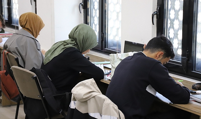 Karaköprü’de Okuma Evleri Öğrencilerin Yeni Gözdesi Oldu