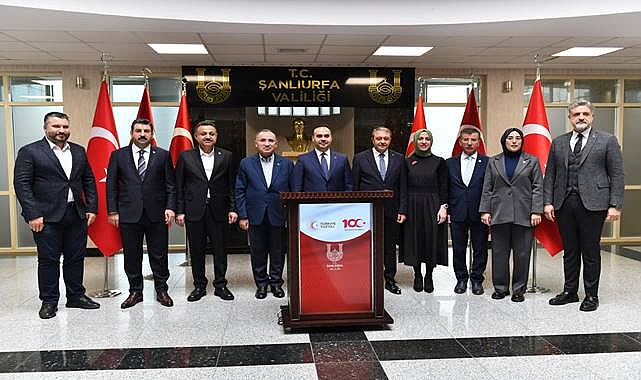 Bakan Kacır, Şanlıurfa Valiliği'ni Ziyaret Etti