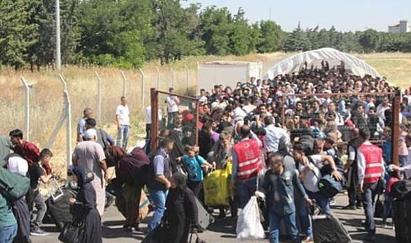 Türkiye'deki Suriyeli Sayısı 3 Milyonun Altına Düştü