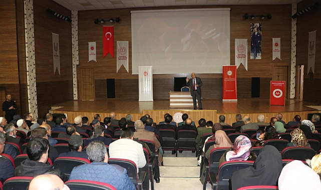 Urfa'da Bağımlılık ve Aile Konulu Konferans Düzenledi