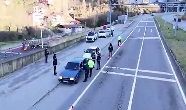 81 İlde Dev Operasyon! 656 Düzensiz Göçmen Yakalandı