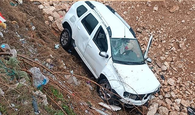 Bozova'da Trafik Kazası! Araç Şarampole Yuvarlandı