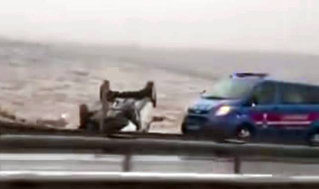 GAP Havalimanı Mevkiinde Kaza: Otomobil Takla Attı 