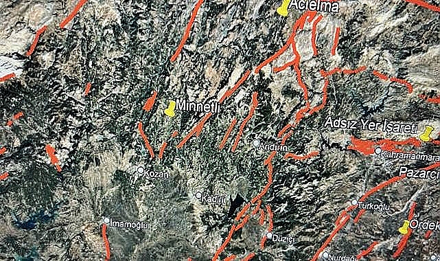 Uzmanlardan Deprem Uyarısı: Türkiye'nin Her Noktası Risk Altında  