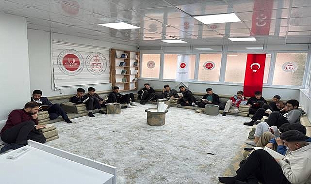 Genç Ofis Ramazan'da Gençleri Ağırlıyor