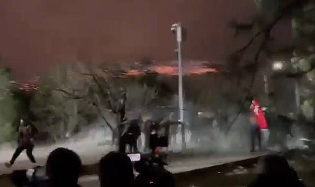 İstanbul'daki Gösterilerde 97 Kişi Gözaltına Alındı