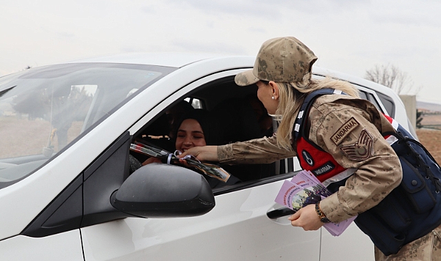 Şanlıurfa’da Jandarmadan 8 Mart Dünya Kadınlar Günü Kutlamaları