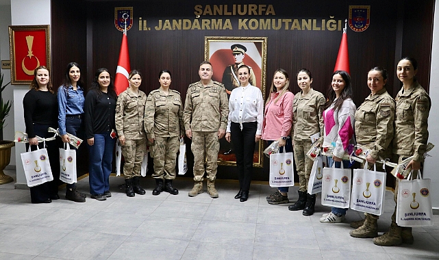 Şanlıurfa İl Jandarma Komutanlığı’ndan 8 Mart’a Özel Anlamlı Kutlama