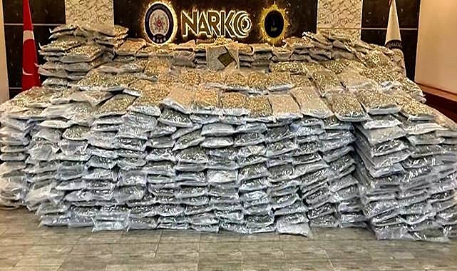880 Kilogram Skunk Ele Geçirildi: 7 Zehir Taciri Yakalandı