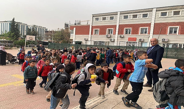 Urfa'da Ara Tatilin Sona Ermesiyle Öğrenci Ve Öğretmenler Ders Başı Yaptı 
