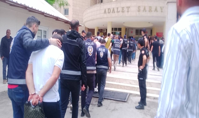 Şanlıurfa Merkezli 'Change' Operasyonu: 15 Kişiden 5'i Tutuklandı