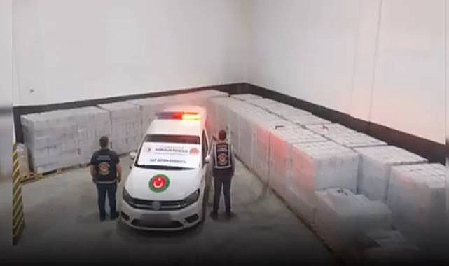 Gaziantep-Şanlıurfa Otoyolunda Kaçak İçki Operasyonu: 23 Bin Şişe Ele Geçirildi