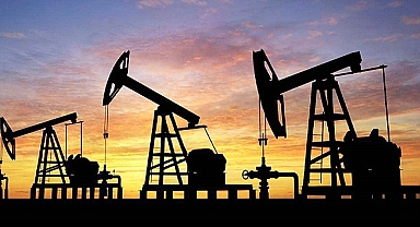 Petrol Fiyatlarında Sert Yükseliş: Savaş Korkusu Piyasayı Tetikledi
