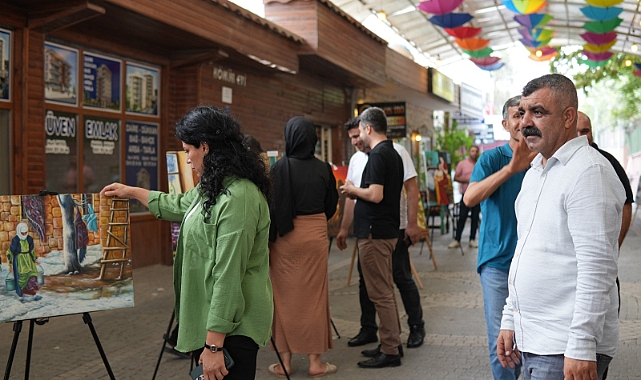 Suruç’ta Kadın ve Kültür Resim Sergisi Yoğun İlgi Gördü