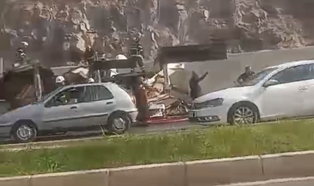 Şanlıurfa Kuzeybatı Çevre Yolu'nda Tır Yangını