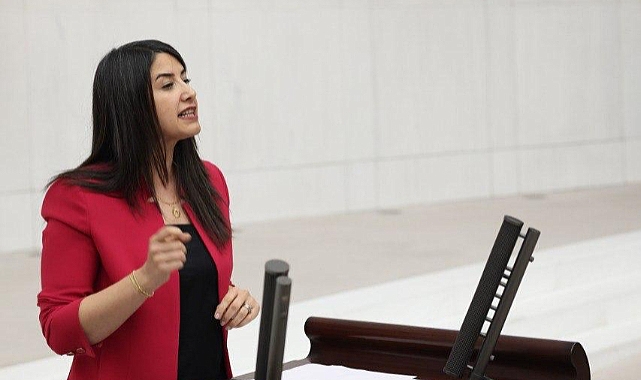 Vekil Ayan: TOKİ Projelerine Hızla izin, Sanayiye Engel