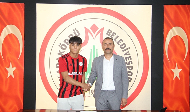 Karaköprü Belediyespor’da Geleceğin Yıldızı Profesyonel Oldu