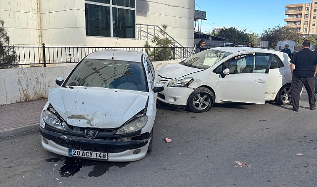 Diyarbakır Yolunda Her Gün Kaza: Mahalleli İsyan Etti!