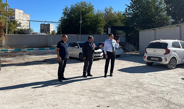 Kaymakam Karakaş, Hilvan’da Yapılacak Yeni Öğretmenevi'nin Yerini İnceledi
