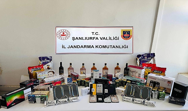 Şanlıurfa'da Kaçakçılara Darbe: Çok Sayıda Kaçak Ürün Ele Geçirildi