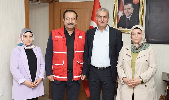 Kızılay Hilvan Temsilcisi ve Şanlıurfa Kan Bağış Merkezi Yetkililerinden Hilvan Belediyesi’ne Ziyaret