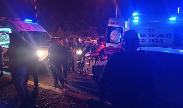 Şanlıurfa Eyyübiye Akabe TOKİ Çıkışında Tek Taraflı Trafik Kazası: 4 Yaralı
