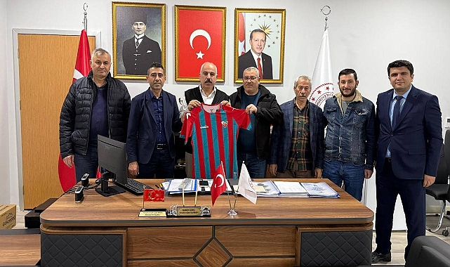 Viranşehir Belediyespor’dan Futbol Sahası İçin Gençlik ve Spor Müdürlüğüne Ziyaret