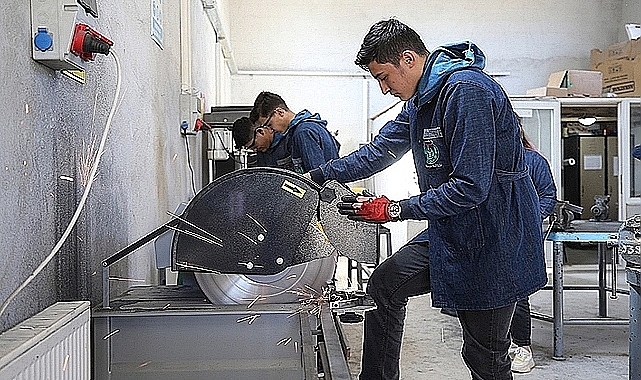 Depremin Üzerinden 3 Yıl Geçti: Eğitim Hâlâ Enkaz Altında