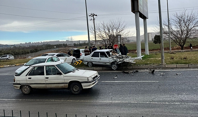 Şanlıurfa–Mardin Karayolunda Trafik Kazası: 2 Yaralı