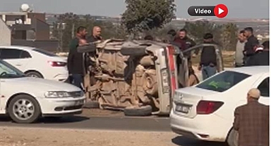 Şanlıurfa'da TIR, Otomobile Çarptı!