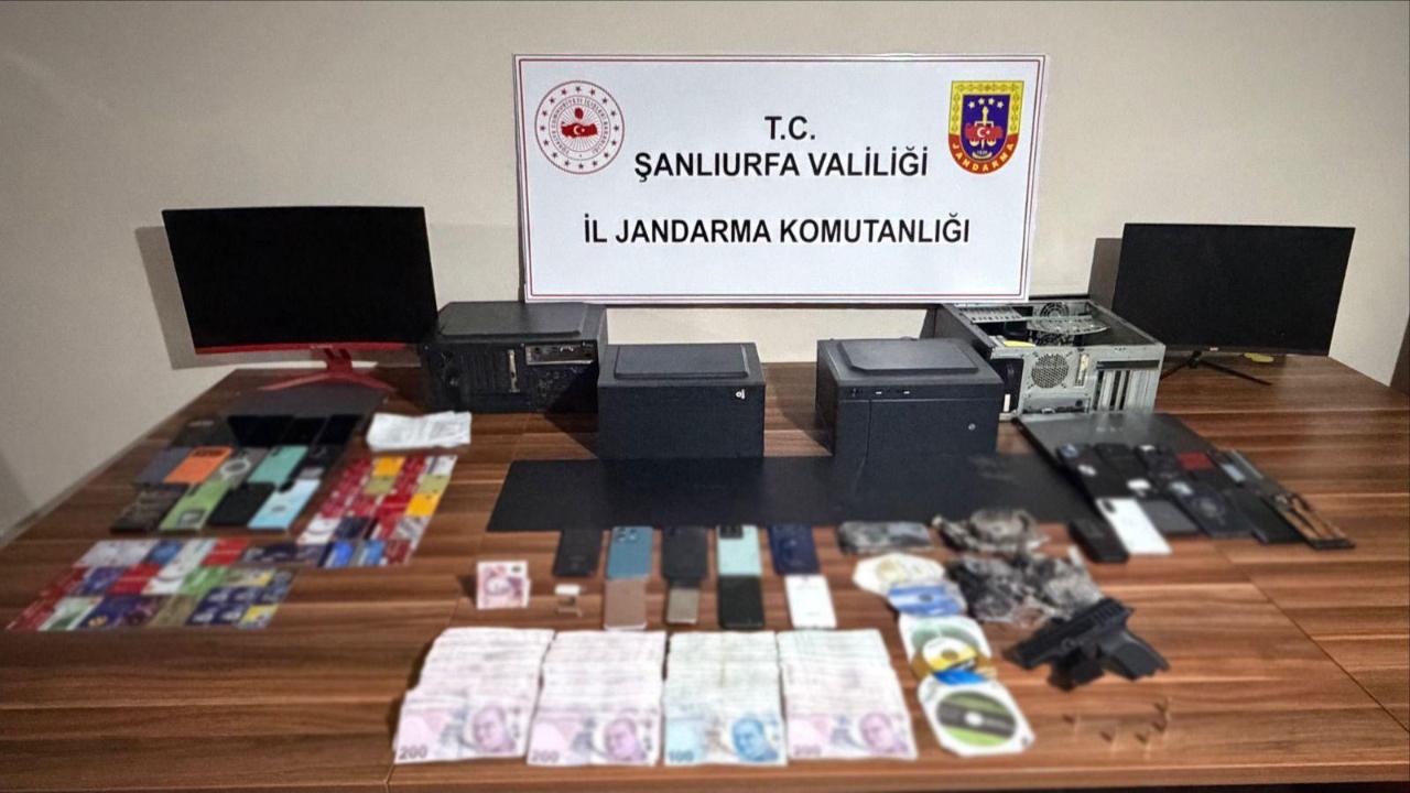 urfa’da Siber Dolandırıcılık Operasyonu: 14 Gözaltı